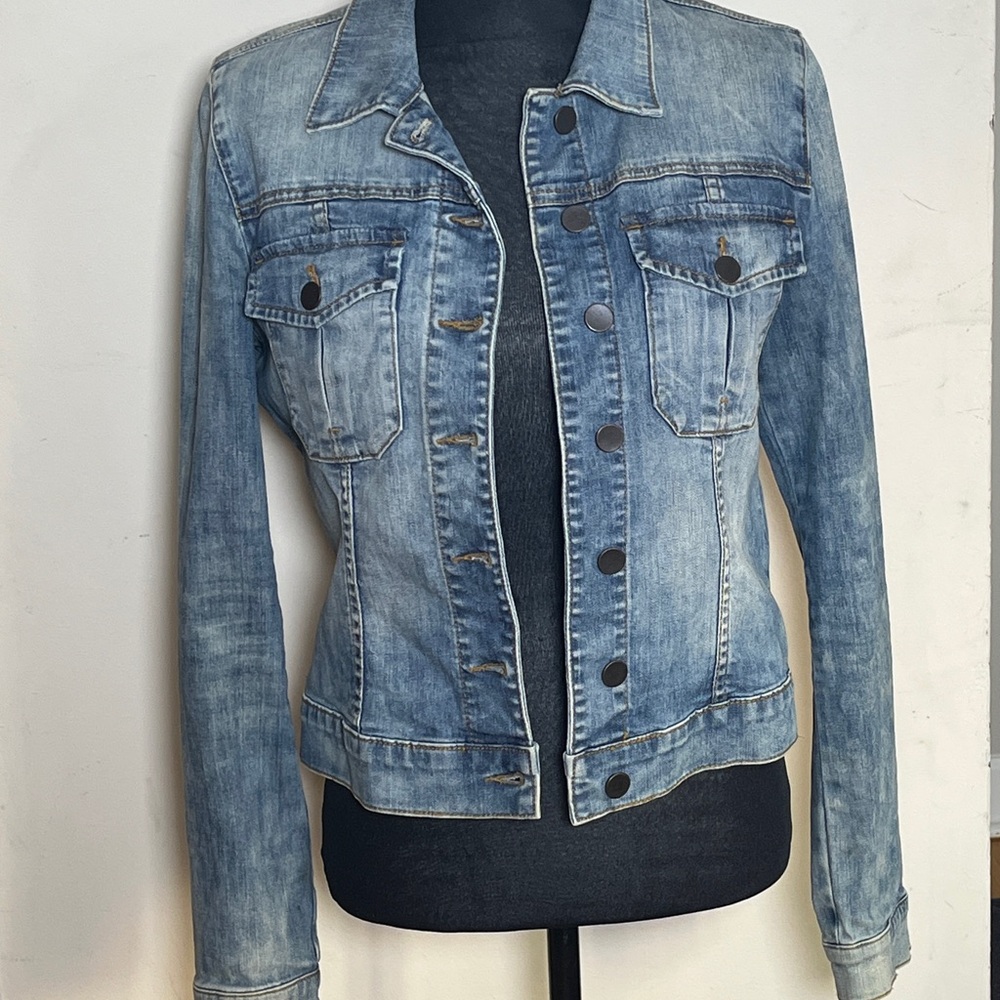 Kut from the Kloth Amelia Blue Jean Jacket
